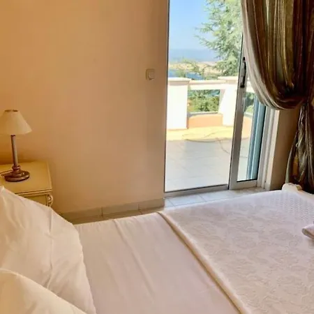 Marine's Lux Villa:golden Sunset * Kalamata
