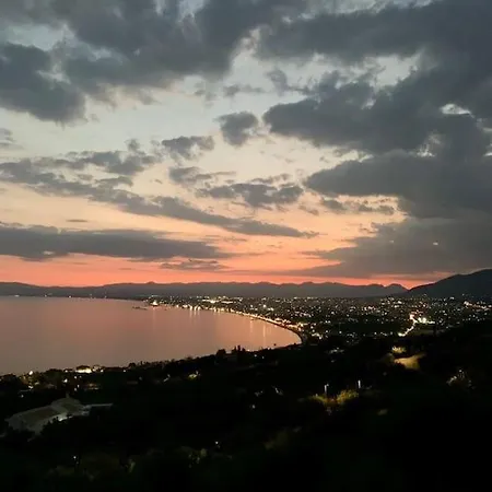 Marine's Lux Villa:golden Sunset Villa